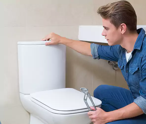 Expert Plumber for Toilet Replacement in Visalia, CA: Schedule Affordable Toilet Replacement Services with Us