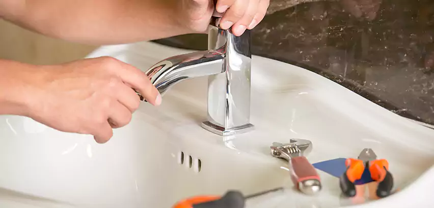 Bathtub Faucet Replacement in Visalia